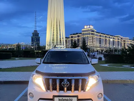 Toyota Land Cruiser Prado 2015 года за 17 500 000 тг. в Астана