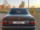 Mercedes-Benz E 230 1989 года за 1 000 000 тг. в Караганда – фото 2