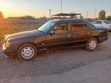 Mercedes-Benz E 230 1989 года за 1 000 000 тг. в Караганда – фото 3