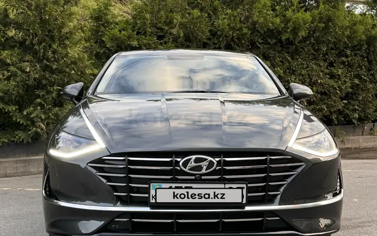 Hyundai Sonata 2022 годаүшін11 700 000 тг. в Алматы