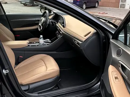 Hyundai Sonata 2022 года за 11 700 000 тг. в Алматы – фото 11