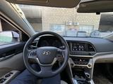 Hyundai Elantra 2017 годаүшін5 500 000 тг. в Актау – фото 5