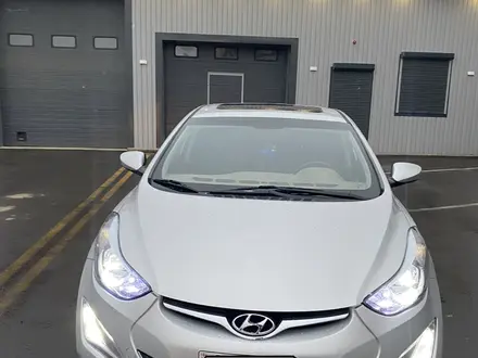 Hyundai Elantra 2015 года за 4 700 000 тг. в Атырау