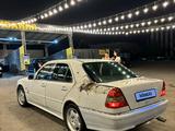 Mercedes-Benz C 220 1994 годаfor1 300 000 тг. в Тараз – фото 2