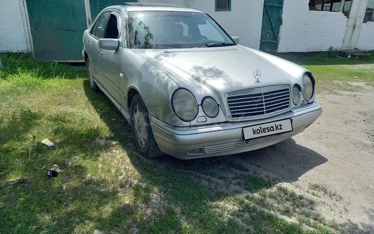 Mercedes-Benz E 320 1997 года за 2 200 000 тг. в Талдыкорган