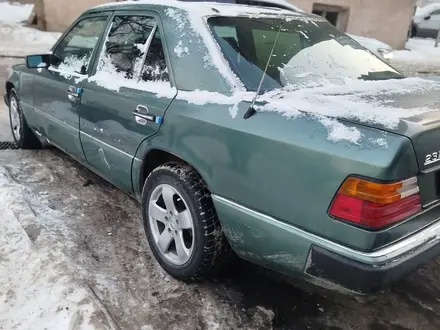 Mercedes-Benz E 230 1992 года за 1 250 000 тг. в Алматы – фото 4