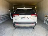 Toyota RAV4 2022 годаүшін17 500 000 тг. в Атырау – фото 2