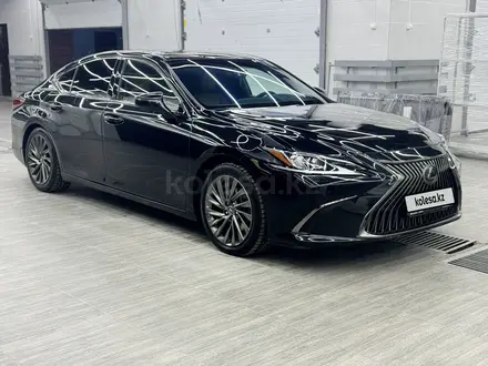 Lexus ES 250 2018 года за 20 000 000 тг. в Астана – фото 3