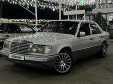 Mercedes-Benz E-Class, 1992