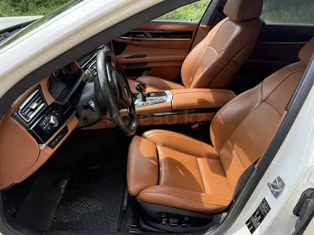 BMW 750 2009 года за 8 000 000 тг. в Алматы – фото 3