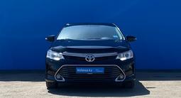 Toyota Camry 2015 года за 11 220 000 тг. в Алматы – фото 2