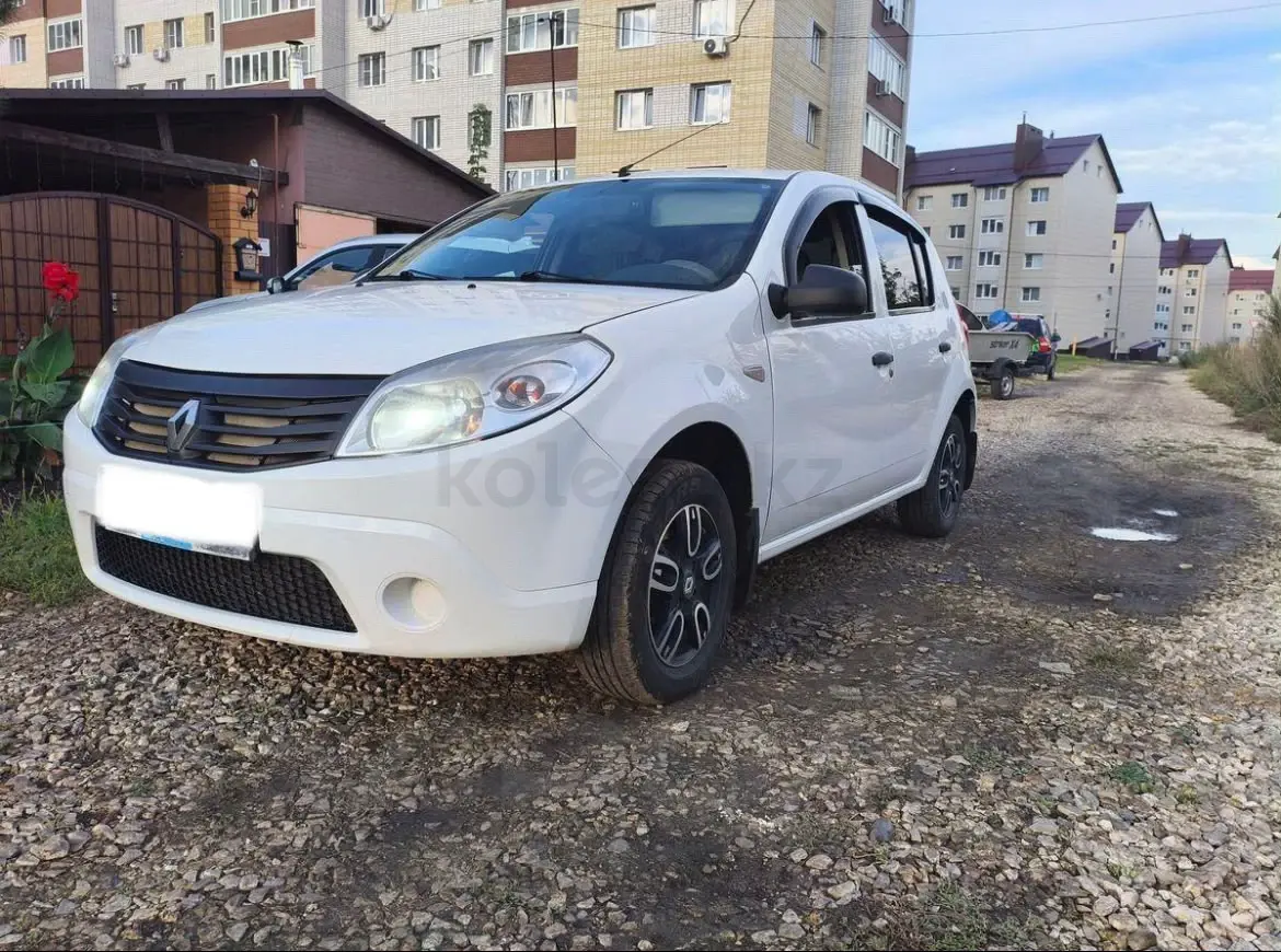 Renault Sandero, 2013
