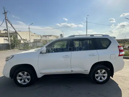 Toyota Land Cruiser Prado 2014 года за 13 000 000 тг. в Алматы – фото 16