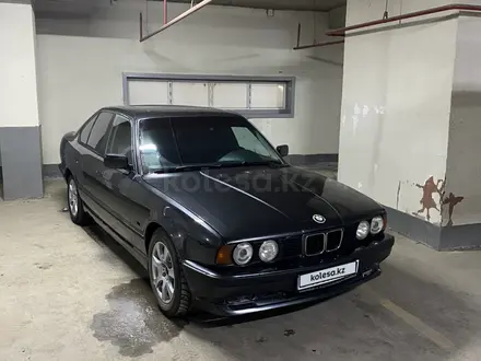 BMW 520 1994 года за 1 350 000 тг. в Астана – фото 3
