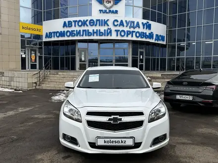 Chevrolet Malibu 2014 года за 7 500 000 тг. в Уральск – фото 3