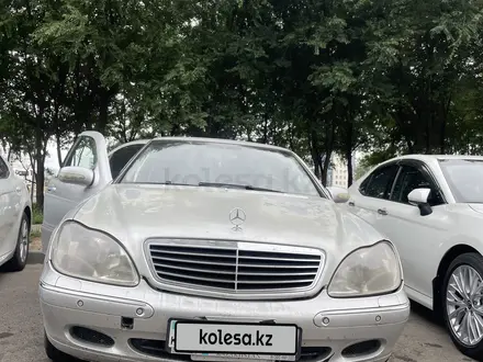 Mercedes-Benz S 320 2000 года за 3 500 000 тг. в Талдыкорган – фото 10