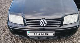 Volkswagen Jetta 2000 года за 1 500 000 тг. в Актобе – фото 2