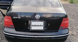Volkswagen Jetta 2000 года за 1 500 000 тг. в Актобе – фото 5