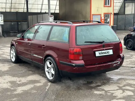 Volkswagen Passat 2000 года за 2 700 000 тг. в Алматы – фото 2