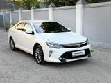 Toyota Camry 2018 годаүшін13 700 000 тг. в Шымкент