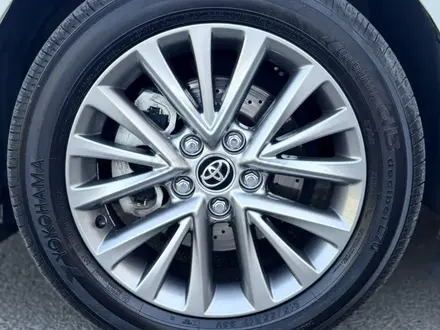 Toyota Camry 2018 года за 13 700 000 тг. в Шымкент – фото 9