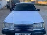 Mercedes-Benz E 260 1992 года за 1 000 000 тг. в Актау – фото 3