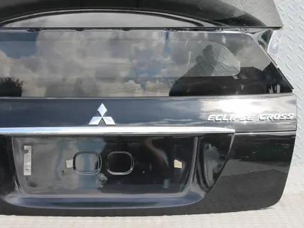 Крышка багажника на Mitsubishi Eclipse Cross за 200 000 тг. в Алматы – фото 5