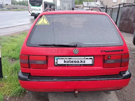 Volkswagen Passat 1995 года за 2 500 000 тг. в Астана – фото 3