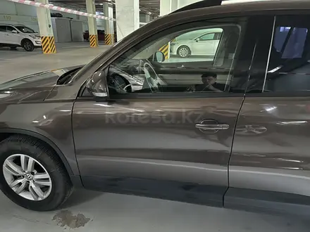 Volkswagen Tiguan 2016 года за 6 800 000 тг. в Астана – фото 4