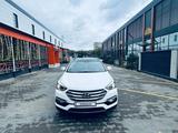 Hyundai Santa Fe 2018 года за 10 500 000 тг. в Актобе – фото 4