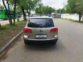 Volkswagen Touareg 2005 года за 5 500 000 тг. в Алматы – фото 4