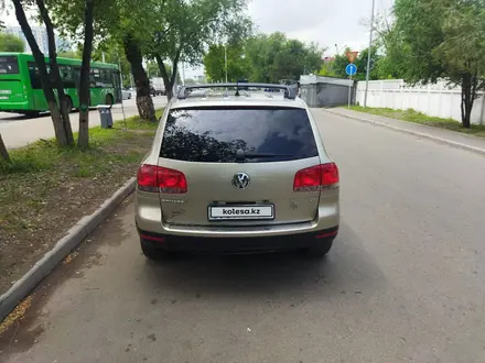 Volkswagen Touareg 2005 года за 5 500 000 тг. в Алматы – фото 4