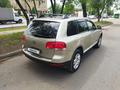 Volkswagen Touareg 2005 года за 5 500 000 тг. в Алматы – фото 5