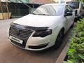 Volkswagen Passat 2005 года за 3 500 000 тг. в Алматы – фото 2