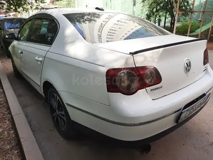 Volkswagen Passat 2005 года за 3 500 000 тг. в Алматы – фото 4