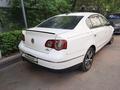 Volkswagen Passat 2005 года за 3 500 000 тг. в Алматы – фото 5