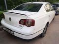 Volkswagen Passat 2005 года за 3 500 000 тг. в Алматы – фото 7