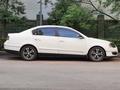 Volkswagen Passat 2005 года за 3 500 000 тг. в Алматы – фото 8