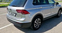 Volkswagen Tiguan 2019 года за 13 500 000 тг. в Атырау – фото 2