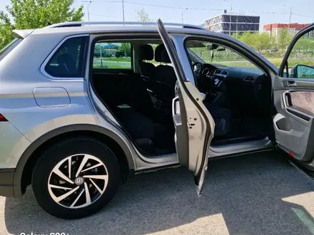 Volkswagen Tiguan 2019 года за 13 500 000 тг. в Атырау – фото 7