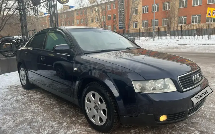 Audi A4 2001 годаfor3 300 000 тг. в Астана