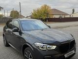 BMW X5 2018 года за 28 400 000 тг. в Алматы