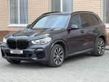 BMW X5 2018 года за 28 400 000 тг. в Алматы – фото 5