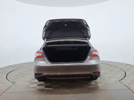 Toyota Camry 2020 года за 10 590 000 тг. в Астана – фото 9