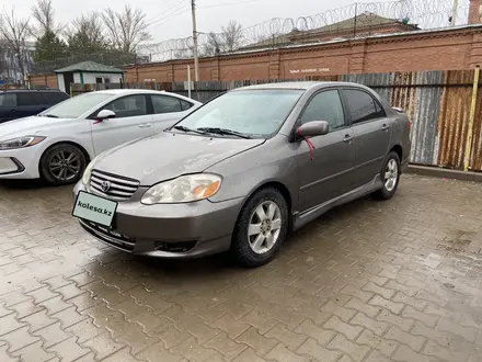 Toyota Corolla 2003 года за 3 000 000 тг. в Уральск – фото 2