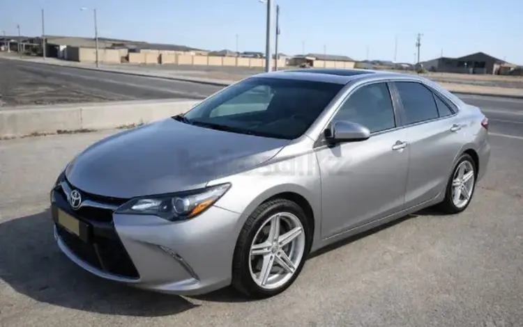 Toyota Camry 2015 года за 5 500 000 тг. в Жанаозен