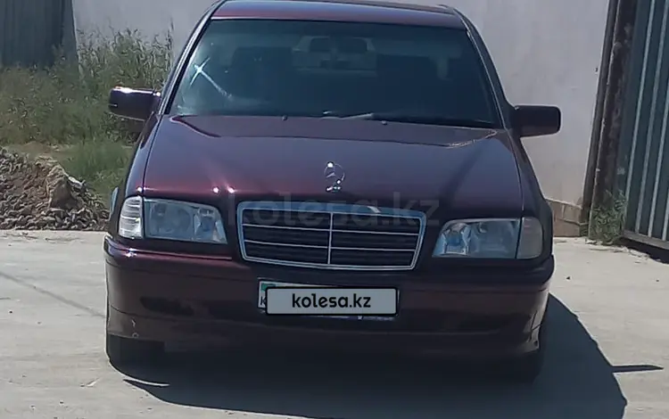 Mercedes-Benz C 180 1998 годаүшін2 400 000 тг. в Атырау