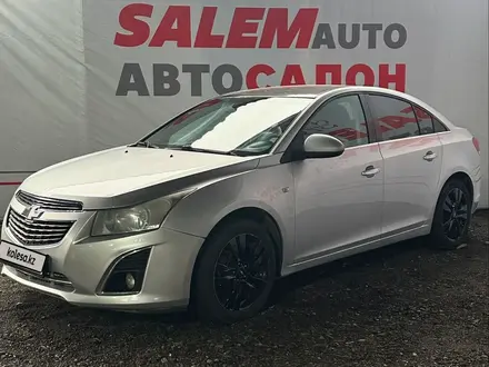 Chevrolet Cruze 2013 года за 4 500 000 тг. в Петропавловск – фото 2