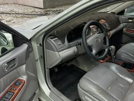 Toyota Camry 2004 года за 5 200 000 тг. в Шиели – фото 2