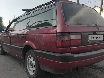 Volkswagen Passat 1990 года за 850 000 тг. в Тараз – фото 2